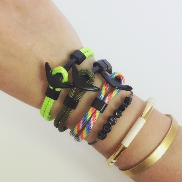 Olive Green Anchor Hook Adjustable Bracelet New - Picture 4 of 4